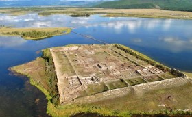 Палаточный лагерь археологов - загадки крепости Пор-Бажын