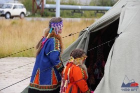 Брезентовая палатка «Тундра» взамен традиционному чуму жителей Ямала