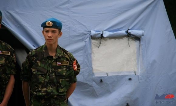 «Памир-30» — палатка для детского военно-полевого лагеря «Беркут»