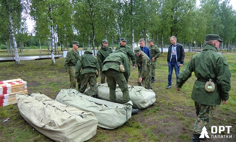 Армейские палатки М-10 и М-30 на строительстве железной дороги